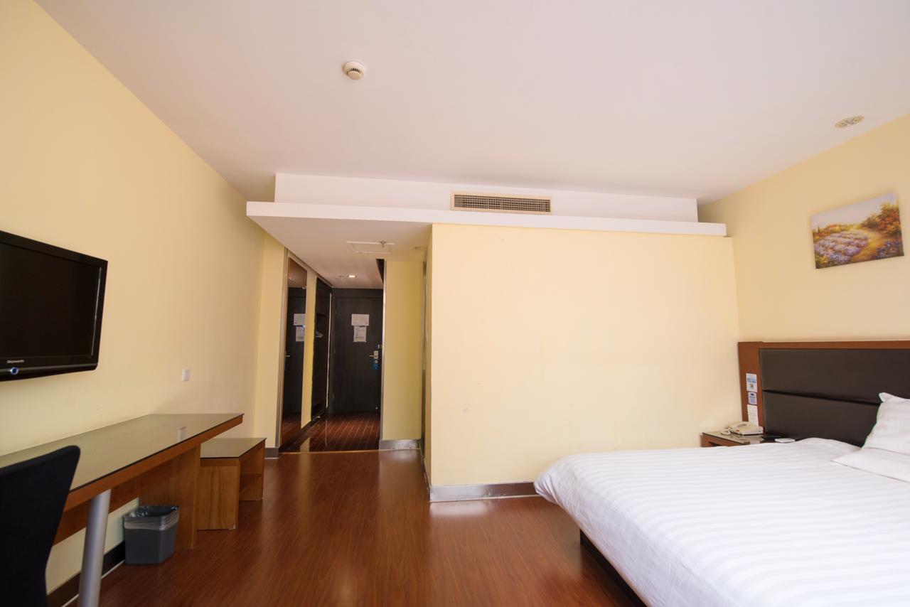 Hanting Express Shanghai Lujiazui Minsheng Road エクステリア 写真