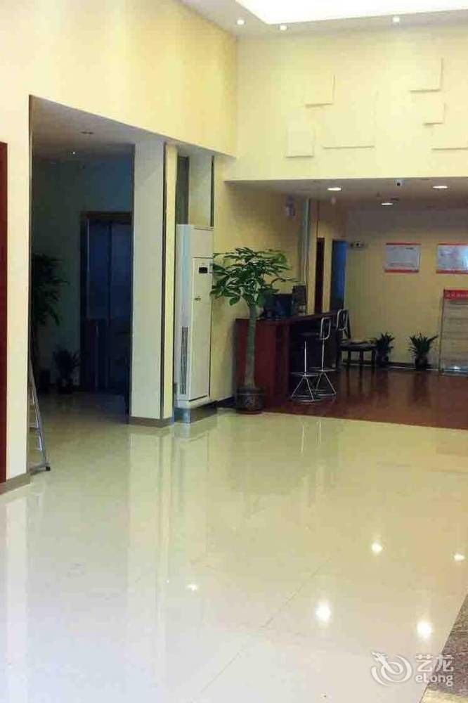 Hanting Express Shanghai Lujiazui Minsheng Road エクステリア 写真